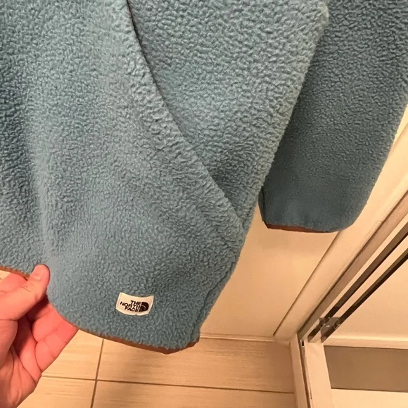 North Face Carbondale 1/4 Snap Fleece‎ Hoodie - NWT